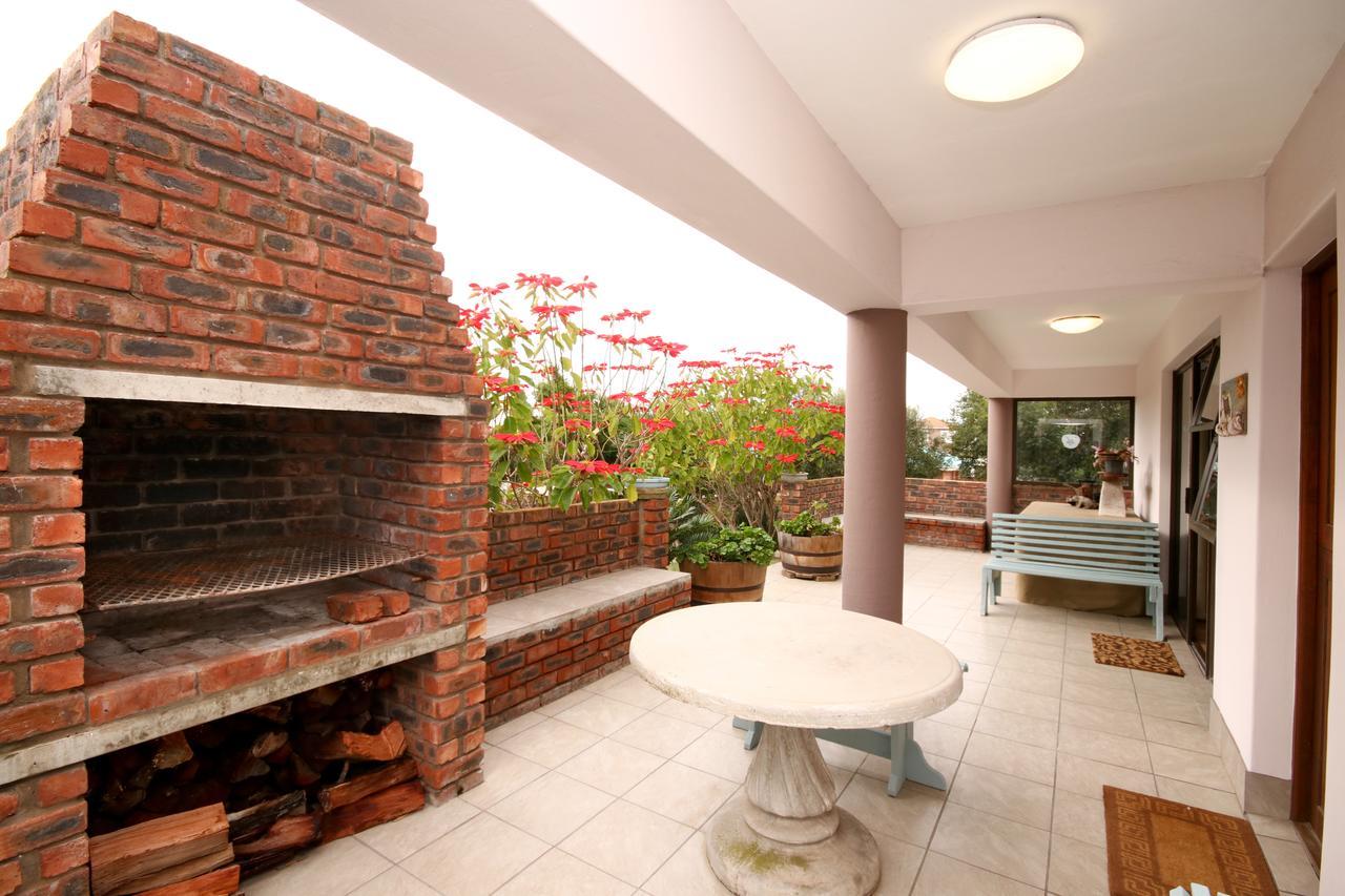 Rest Assured Stilbaai Apartment Exterior photo