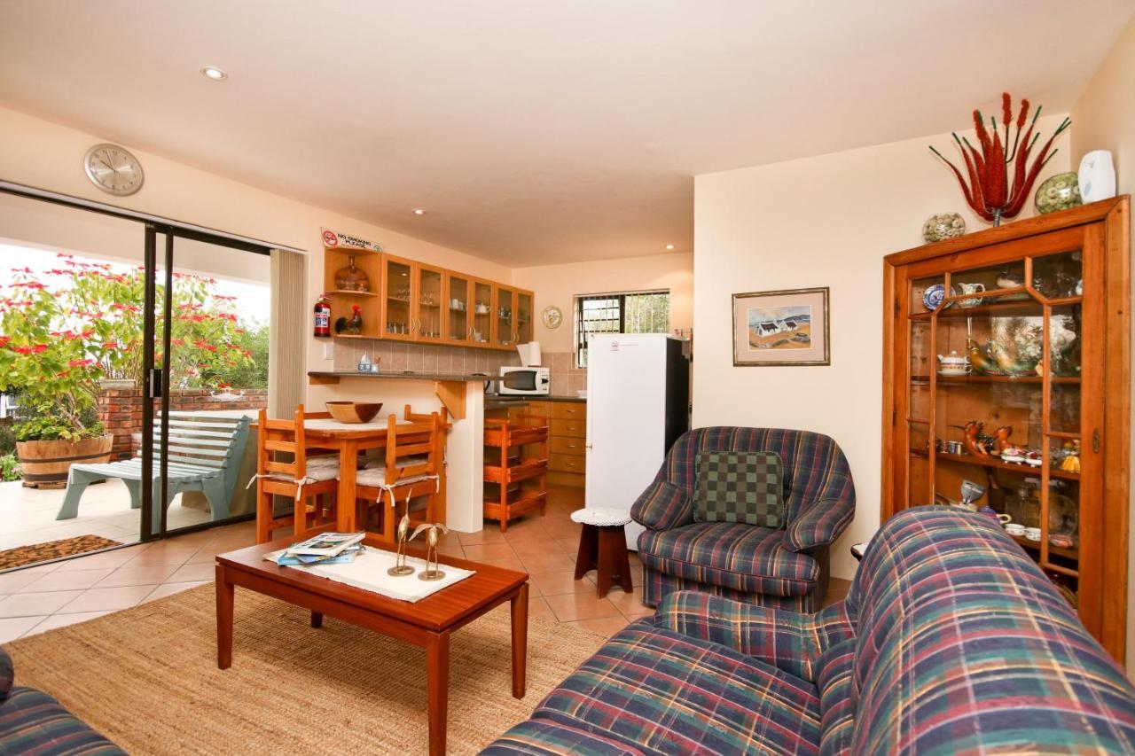Rest Assured Stilbaai Apartment Exterior photo